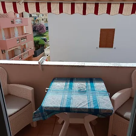 Bed and Breakfast White 2*